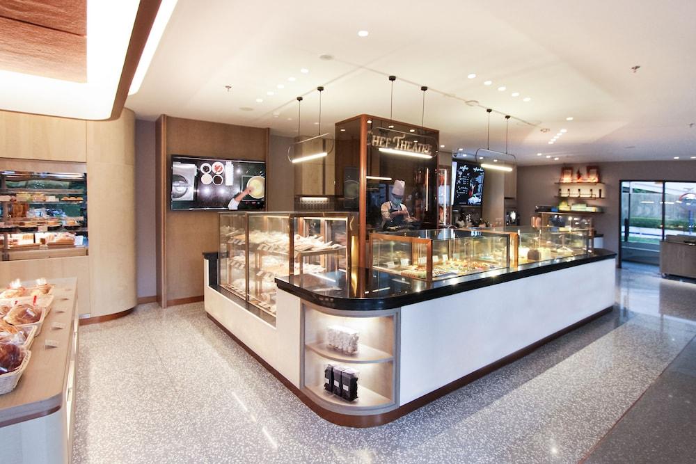 Sari Pacific Jakarta, Autograph Collection Extérieur photo